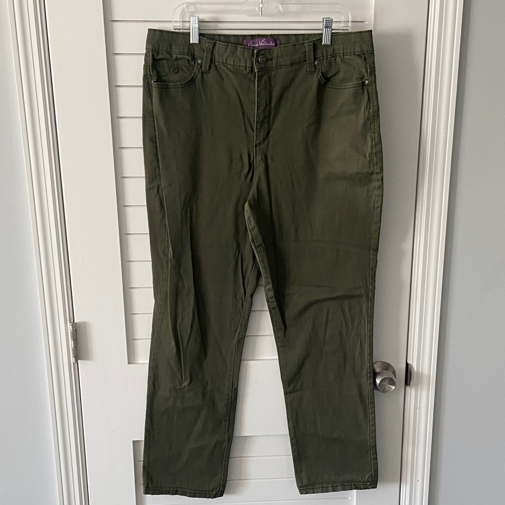 Gloria Vanderbilt Slim Leg Size 16 Green Pants